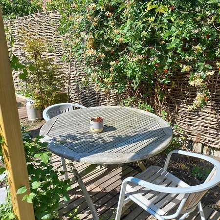 On-ge-woonad Holiday home