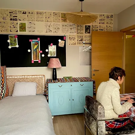 Holiday home On-ge-woonad *